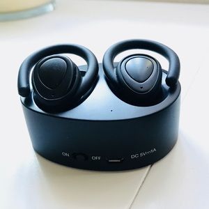 SOLD❗️Bluetooth Wireless Headset